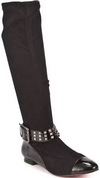 Britt (Black Fabric)