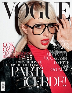 Vogue Türkiye (Turkey) kapa??nda yer Paris Hilton