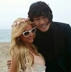 paris hilton and Kim Jang Hoon